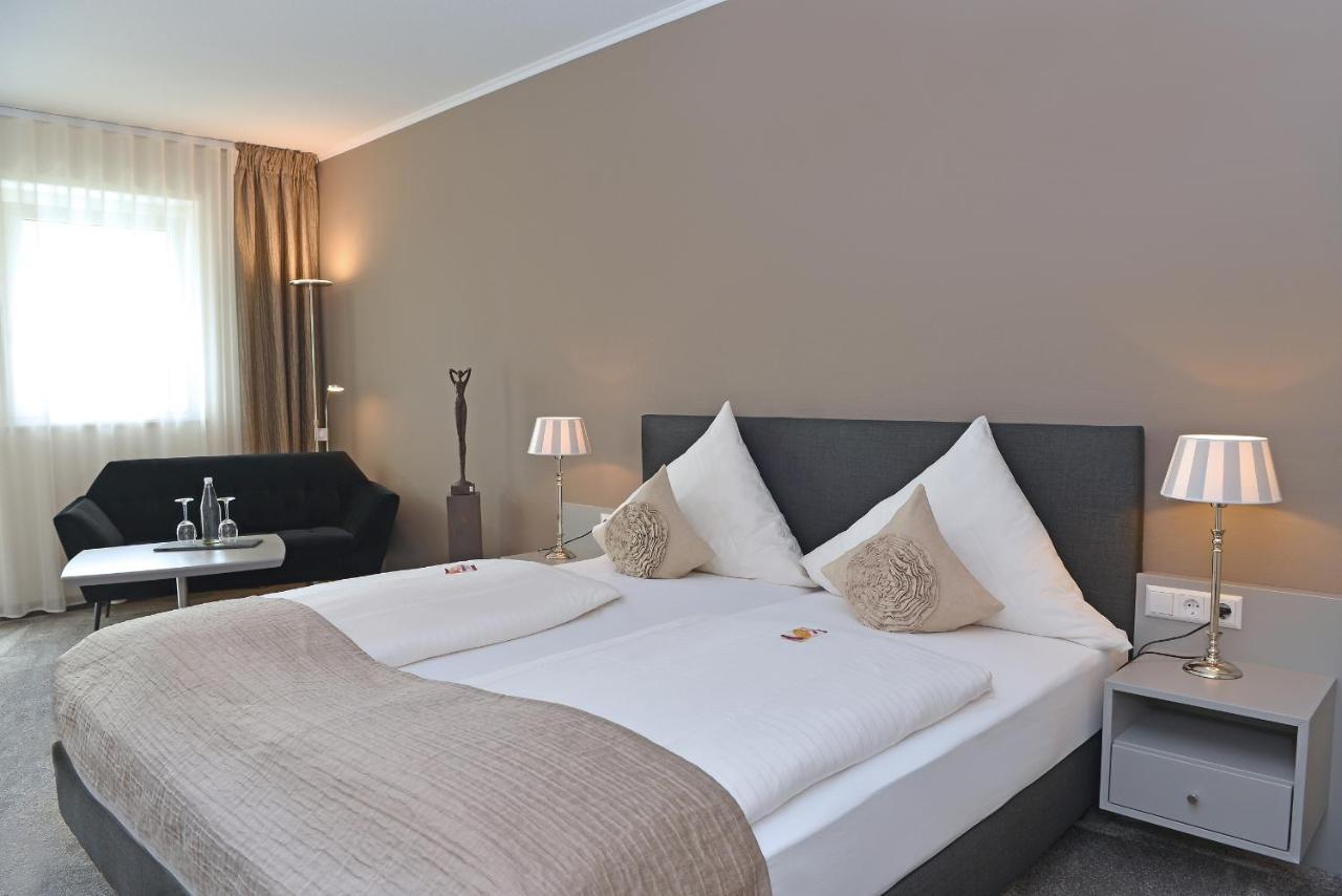 Landhotel Hauer Pleisweiler-Oberhofen Esterno foto