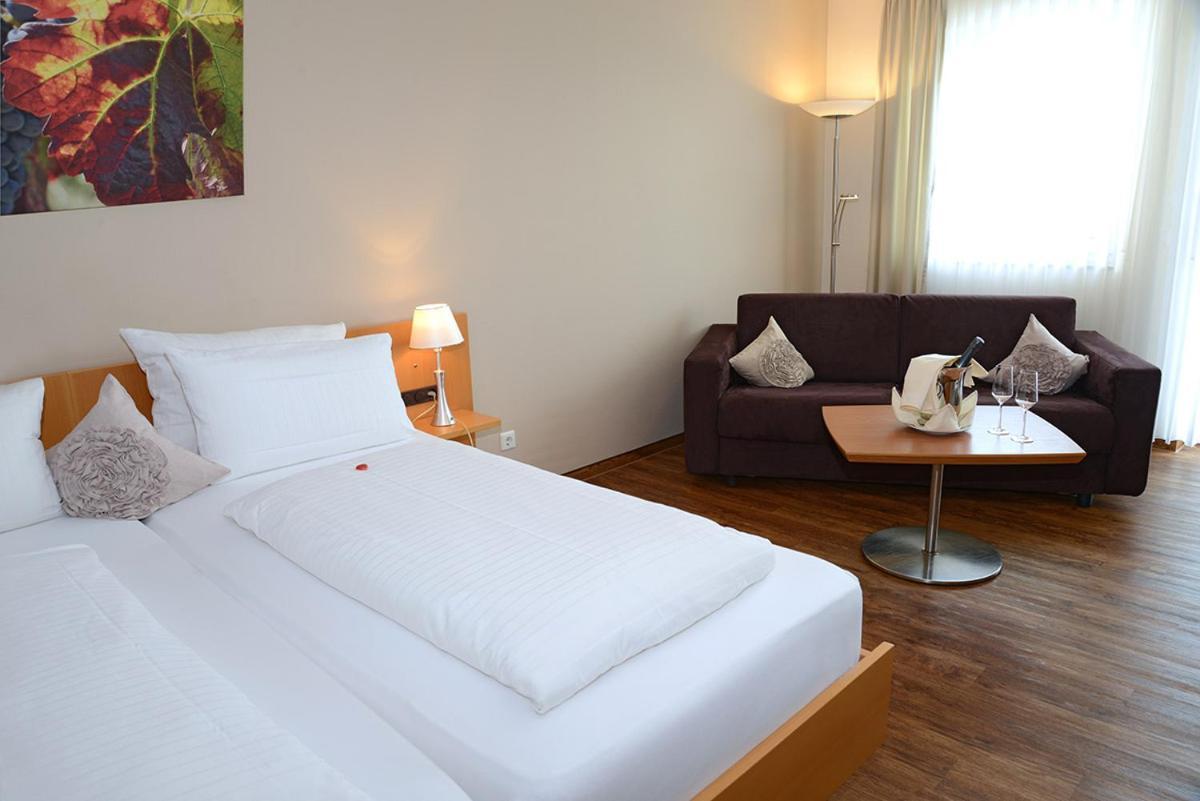 Landhotel Hauer Pleisweiler-Oberhofen Esterno foto