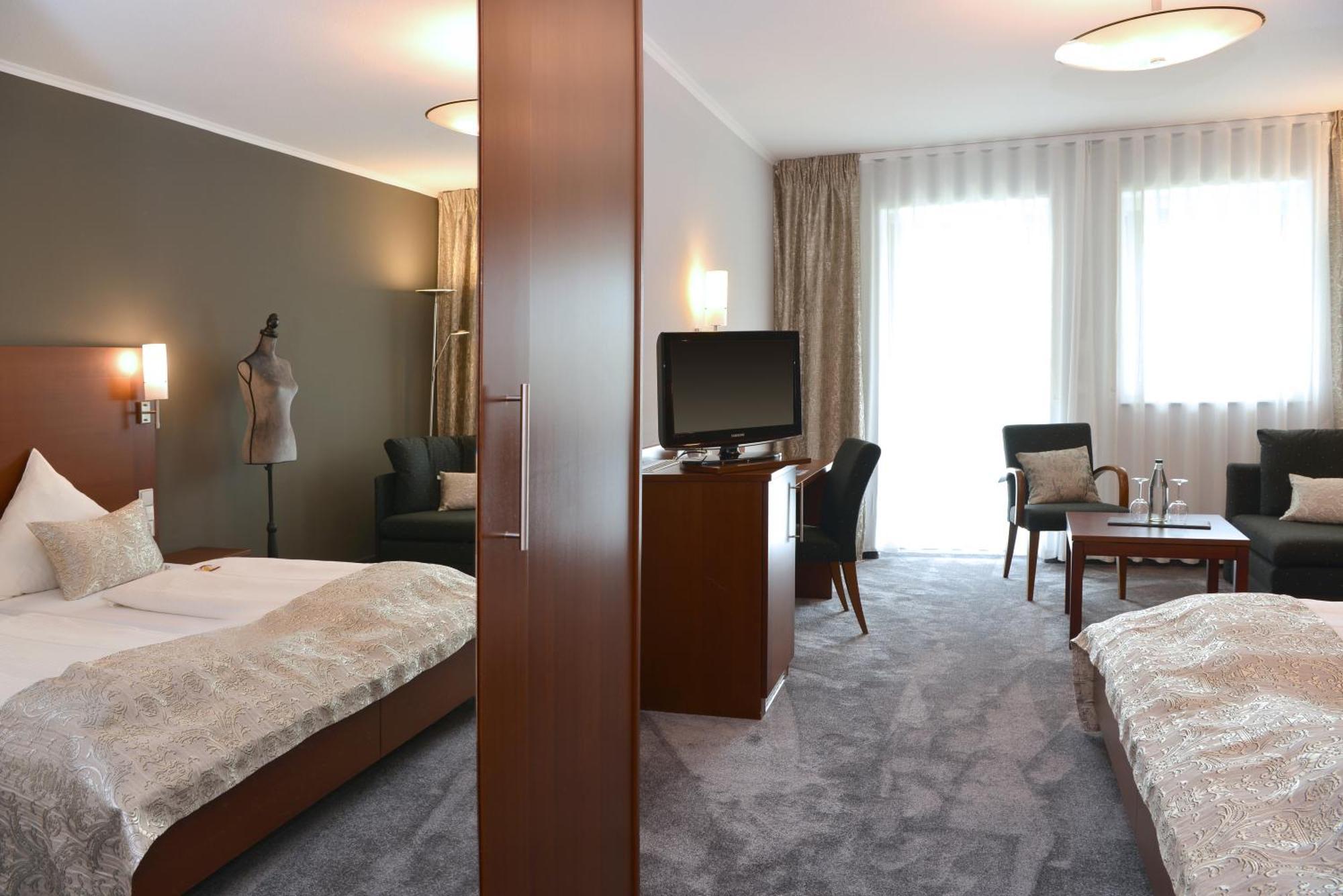 Landhotel Hauer Pleisweiler-Oberhofen Esterno foto